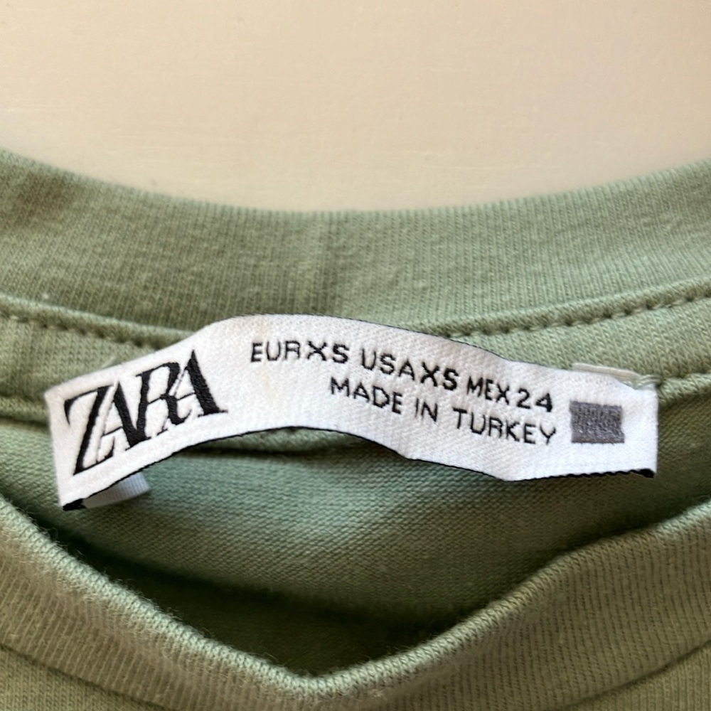 2 Zara teal crop tops